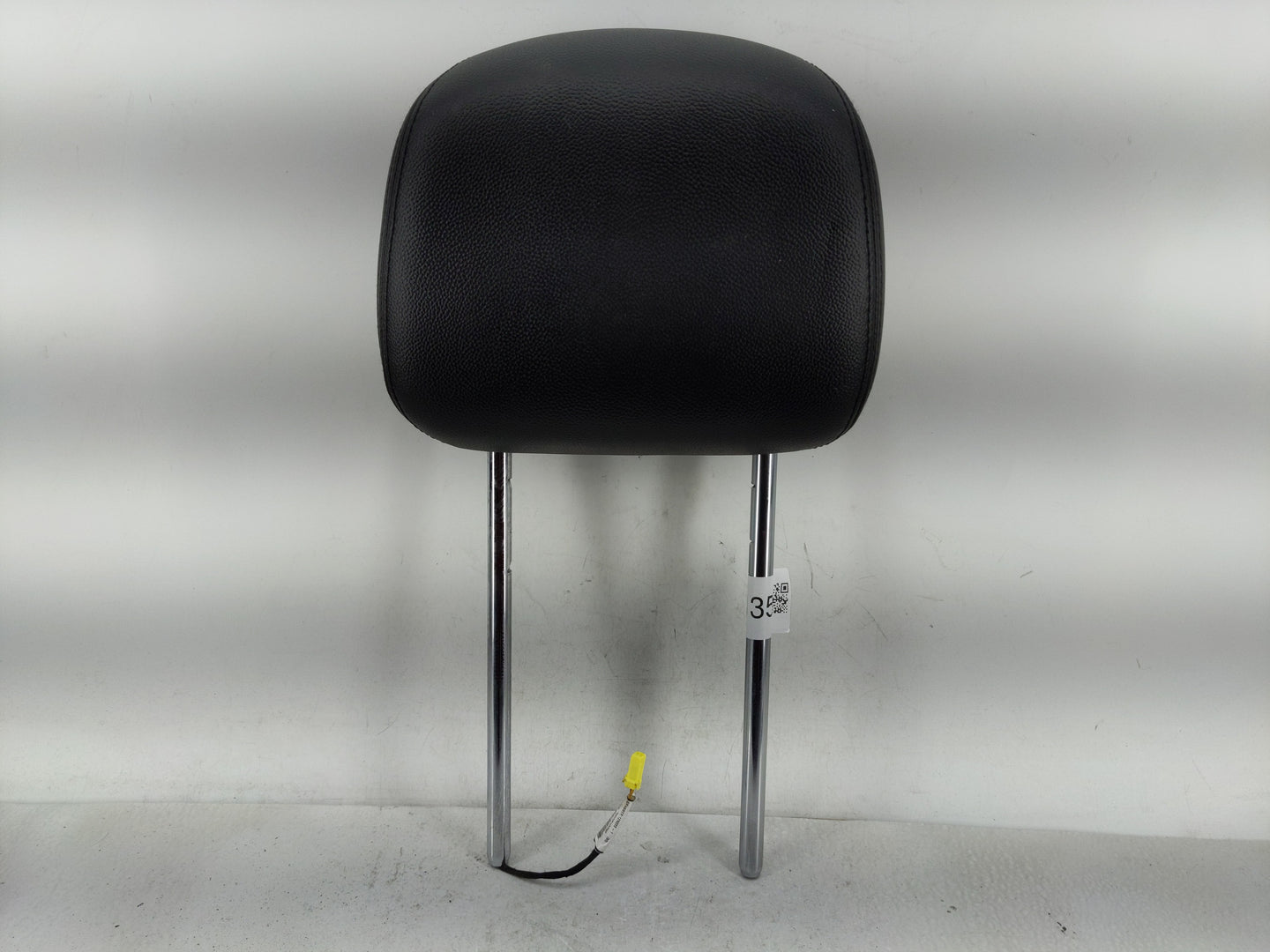 2014 Chrysler Town & Country Headrest Head Rest Rear Seat Fits Fits 2005 OEM Used Auto Parts - Oemusedautoparts1.com