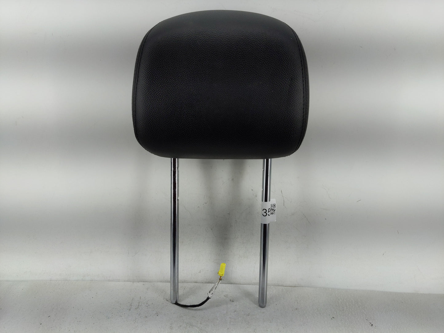2014 Chrysler Town & Country Headrest Head Rest Rear Seat Fits Fits 2005 OEM Used Auto Parts - Oemusedautoparts1.com