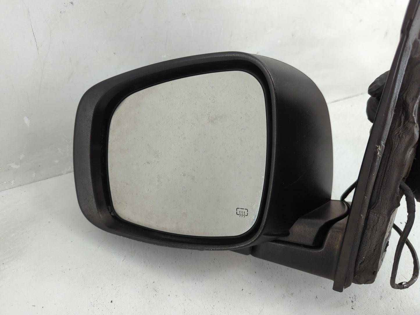 2011-2016 Chrysler Town & Country Side Mirror Replacement Driver Left View Door Mirror P/N:1AB731ARAH Fits OEM Used Auto Par