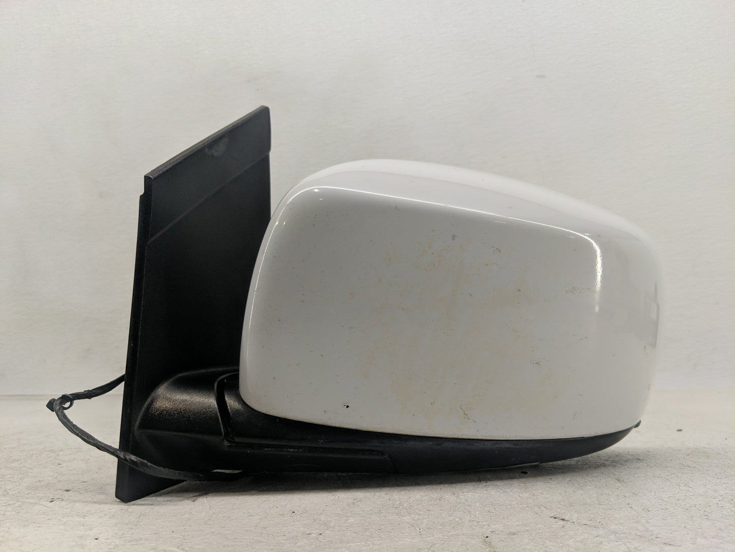 2011-2016 Chrysler Town & Country Side Mirror Replacement Driver Left View Door Mirror P/N:1AB731W7AG Fits OEM Used Auto Par