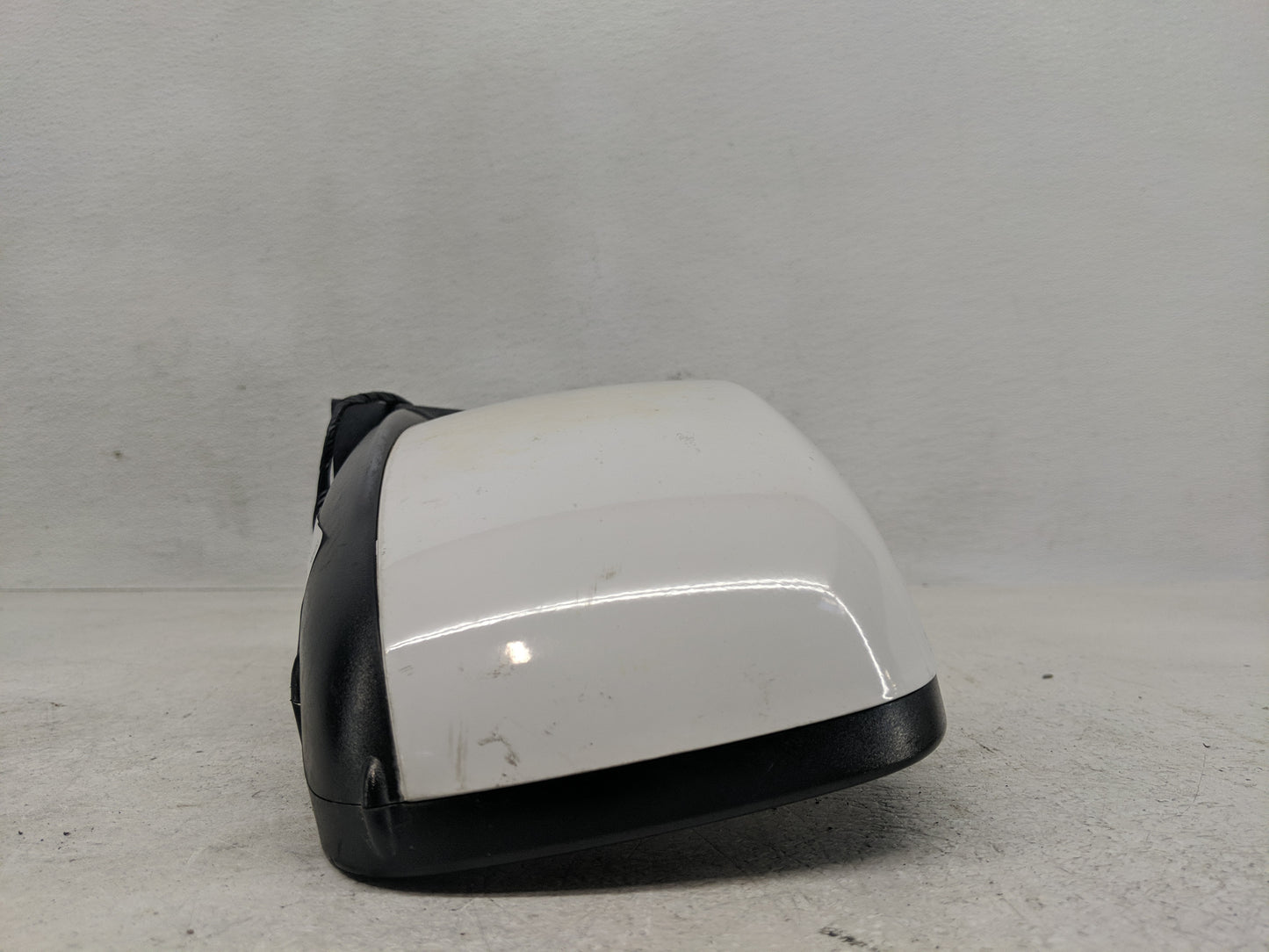 2011-2016 Chrysler Town & Country Side Mirror Replacement Driver Left View Door Mirror P/N:1AB731W7AG Fits OEM Used Auto Par