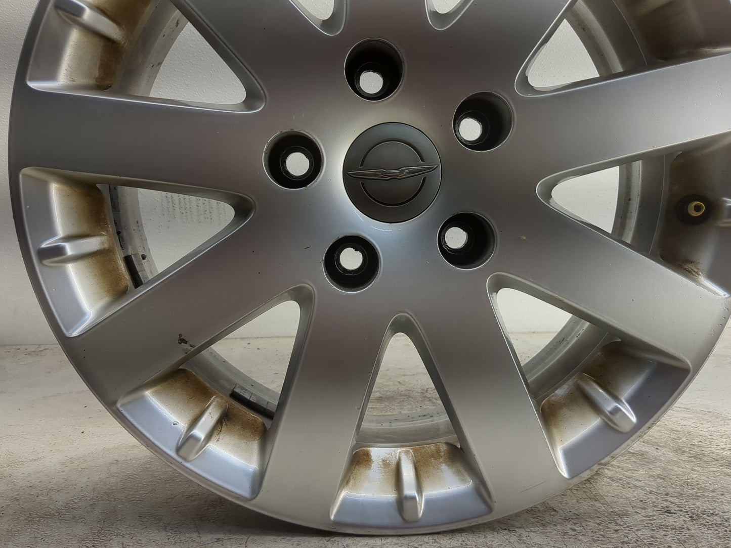 2011-2016 Chrysler Town & Country Oem Wheel Rim - Oemusedautoparts1.com
