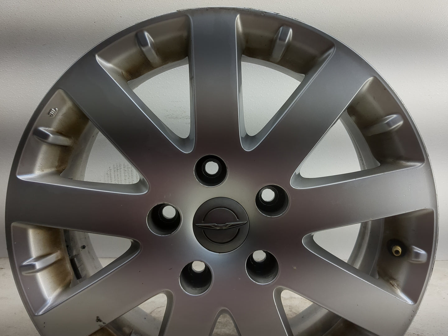 2011-2016 Chrysler Town & Country Oem Wheel Rim - Oemusedautoparts1.com