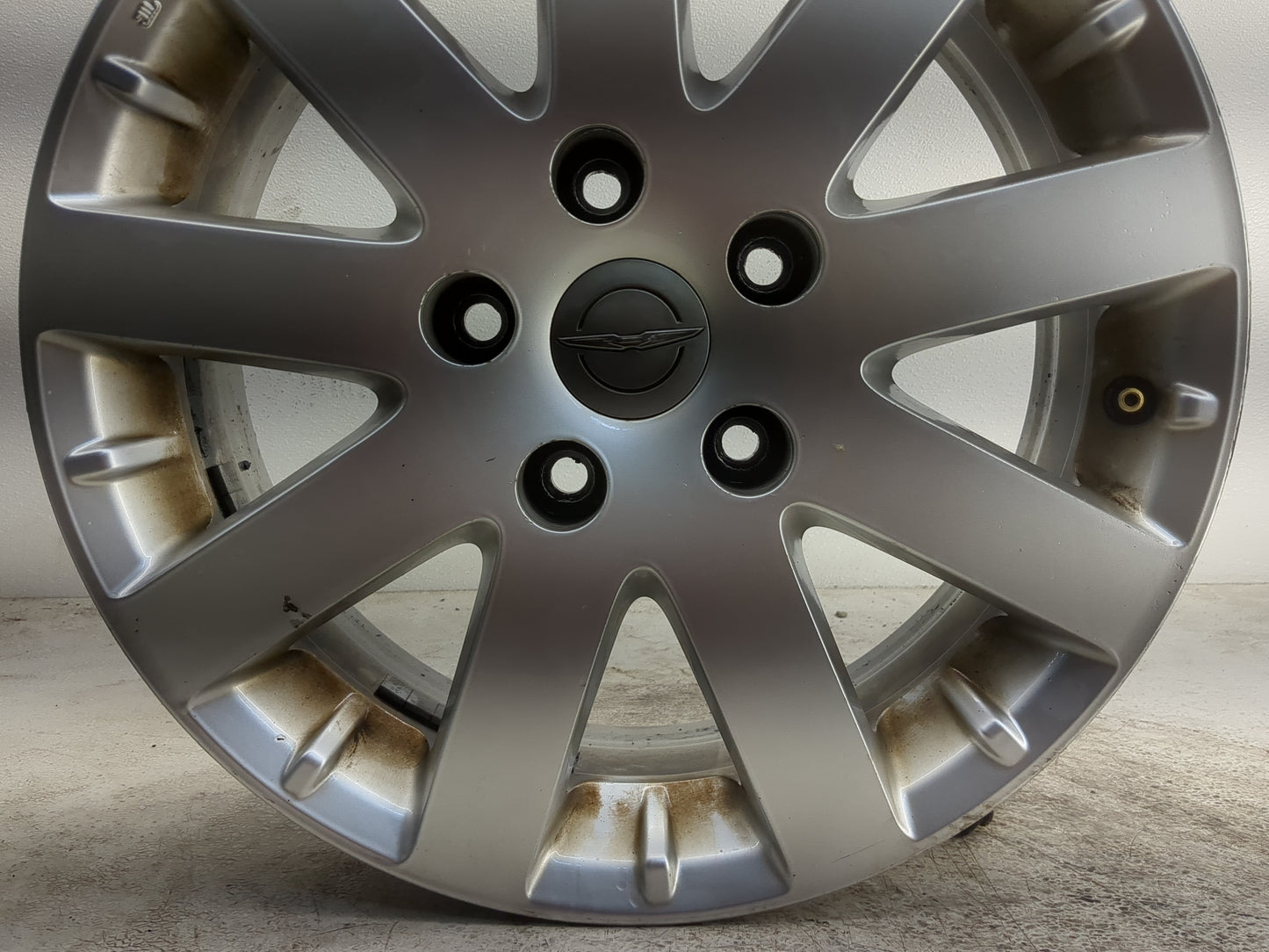 2011-2016 Chrysler Town & Country Oem Wheel Rim - Oemusedautoparts1.com