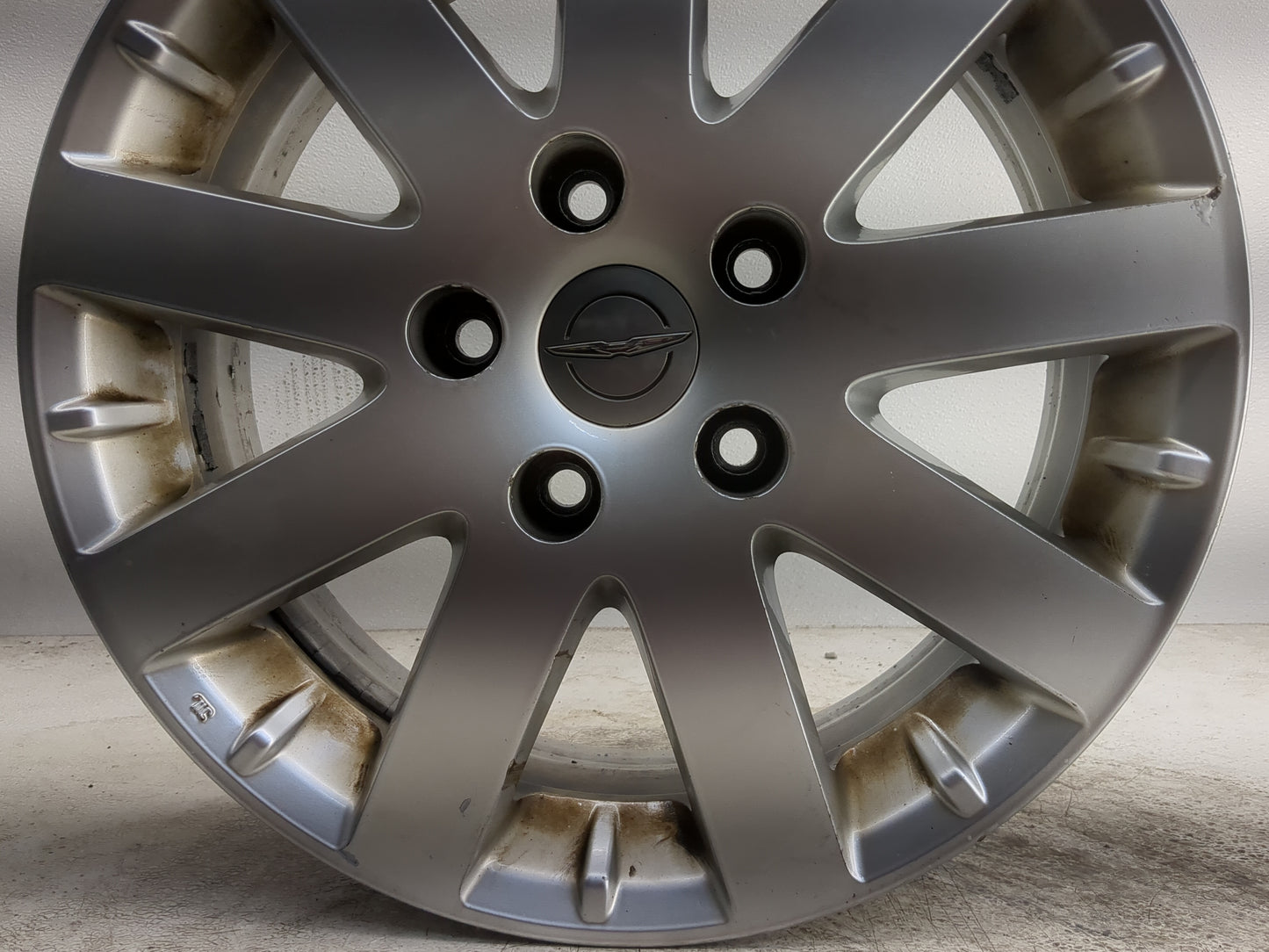2011-2016 Chrysler Town & Country Oem Wheel Rim - Oemusedautoparts1.com
