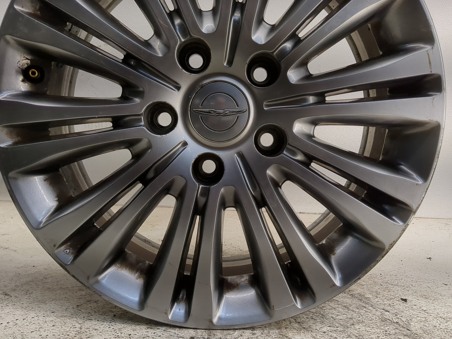 2011-2016 Chrysler Town & Country Oem Wheel Rim - Oemusedautoparts1.com
