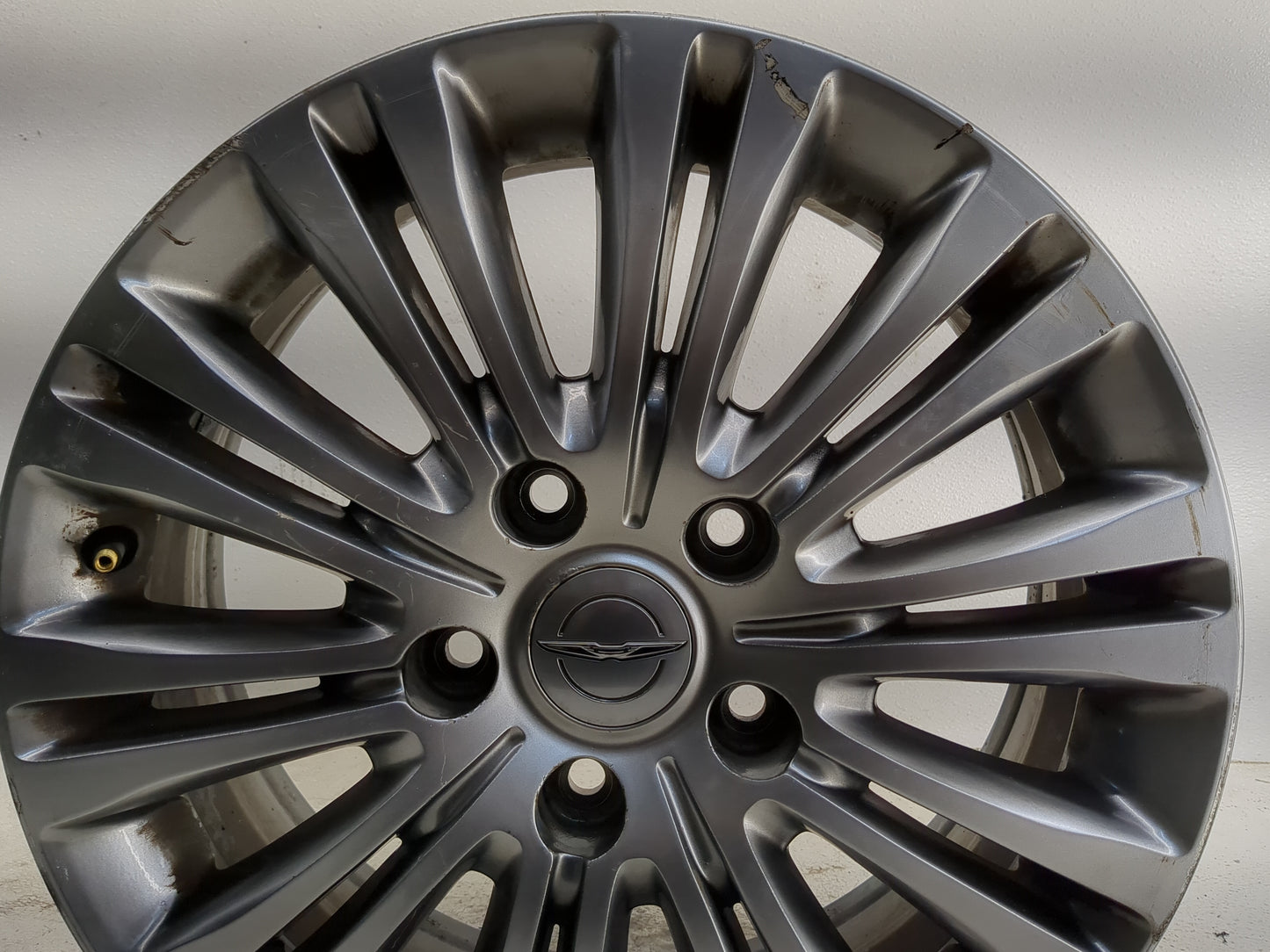 2011-2016 Chrysler Town & Country Oem Wheel Rim - Oemusedautoparts1.com
