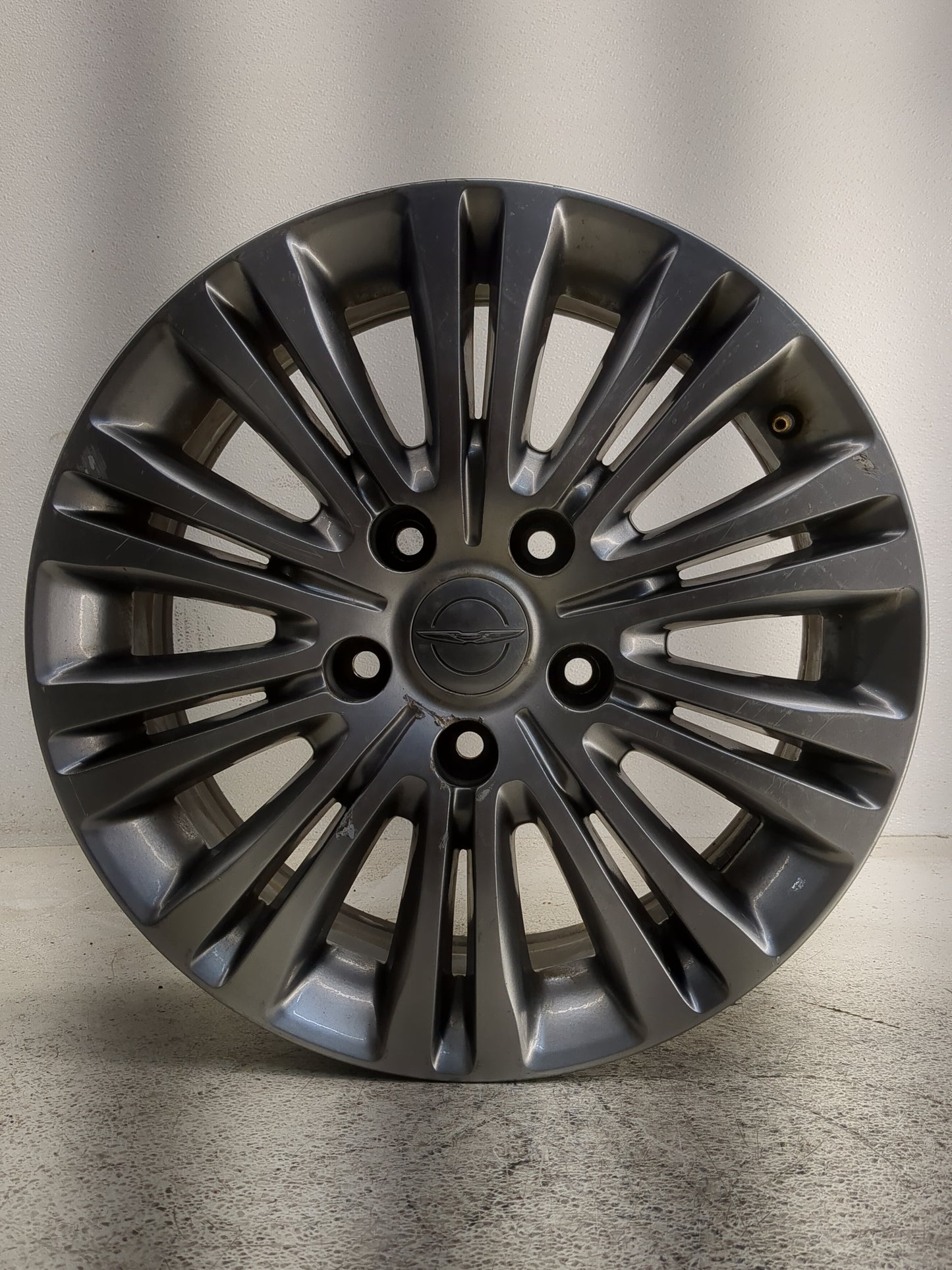 2011-2016 Chrysler Town & Country Oem Wheel Rim - Oemusedautoparts1.com