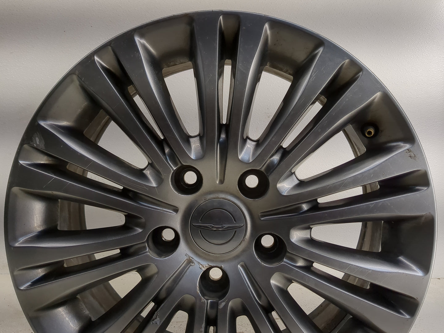 2011-2016 Chrysler Town & Country Oem Wheel Rim - Oemusedautoparts1.com