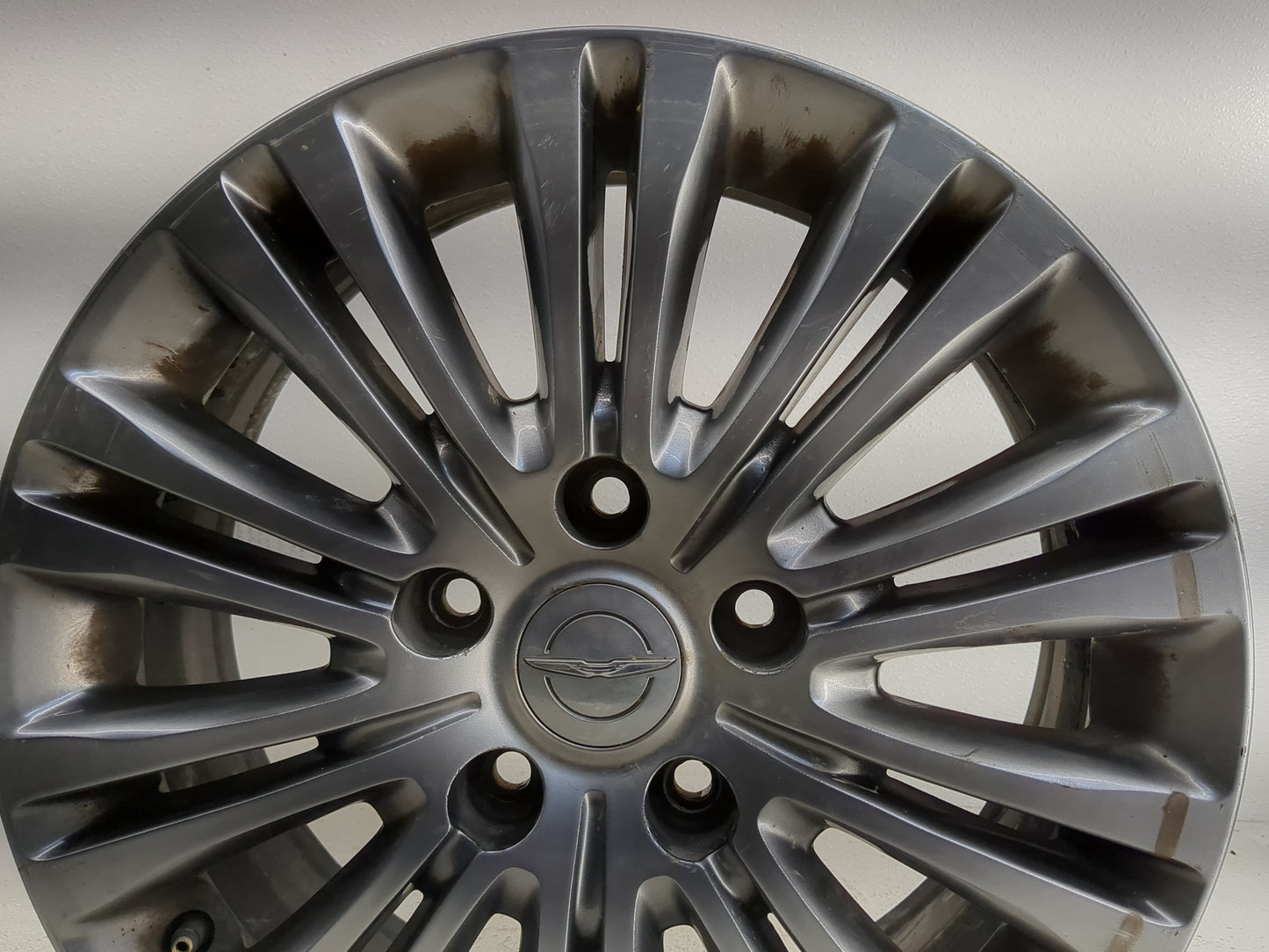 2011-2016 Chrysler Town & Country Oem Wheel Rim 1264073 - Oemusedautoparts1.com