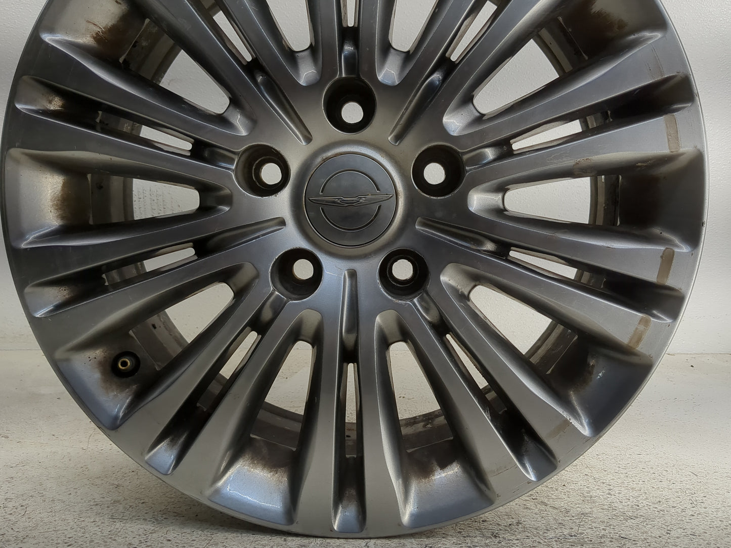 2011-2016 Chrysler Town & Country Oem Wheel Rim 1264073 - Oemusedautoparts1.com