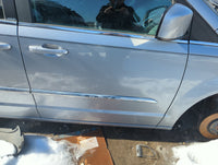 2008-2016 Chrysler Town & Country Passenger Front Door Oem 1269943 - Oemusedautoparts1.com