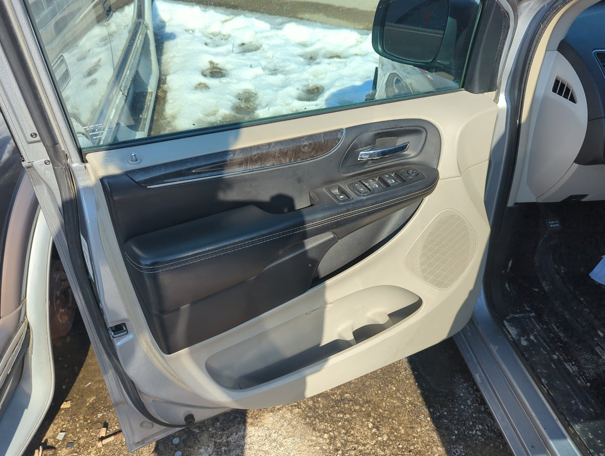 2014 Chrysler Town & Country Front Left Driver Interior Door Panel Trim 1270054 - Oemusedautoparts1.com