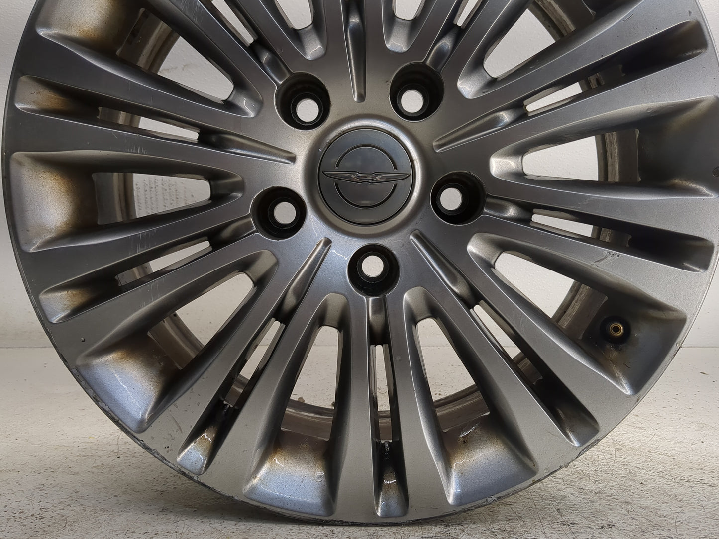 2011-2016 Chrysler Town & Country Oem Wheel Rim - Oemusedautoparts1.com