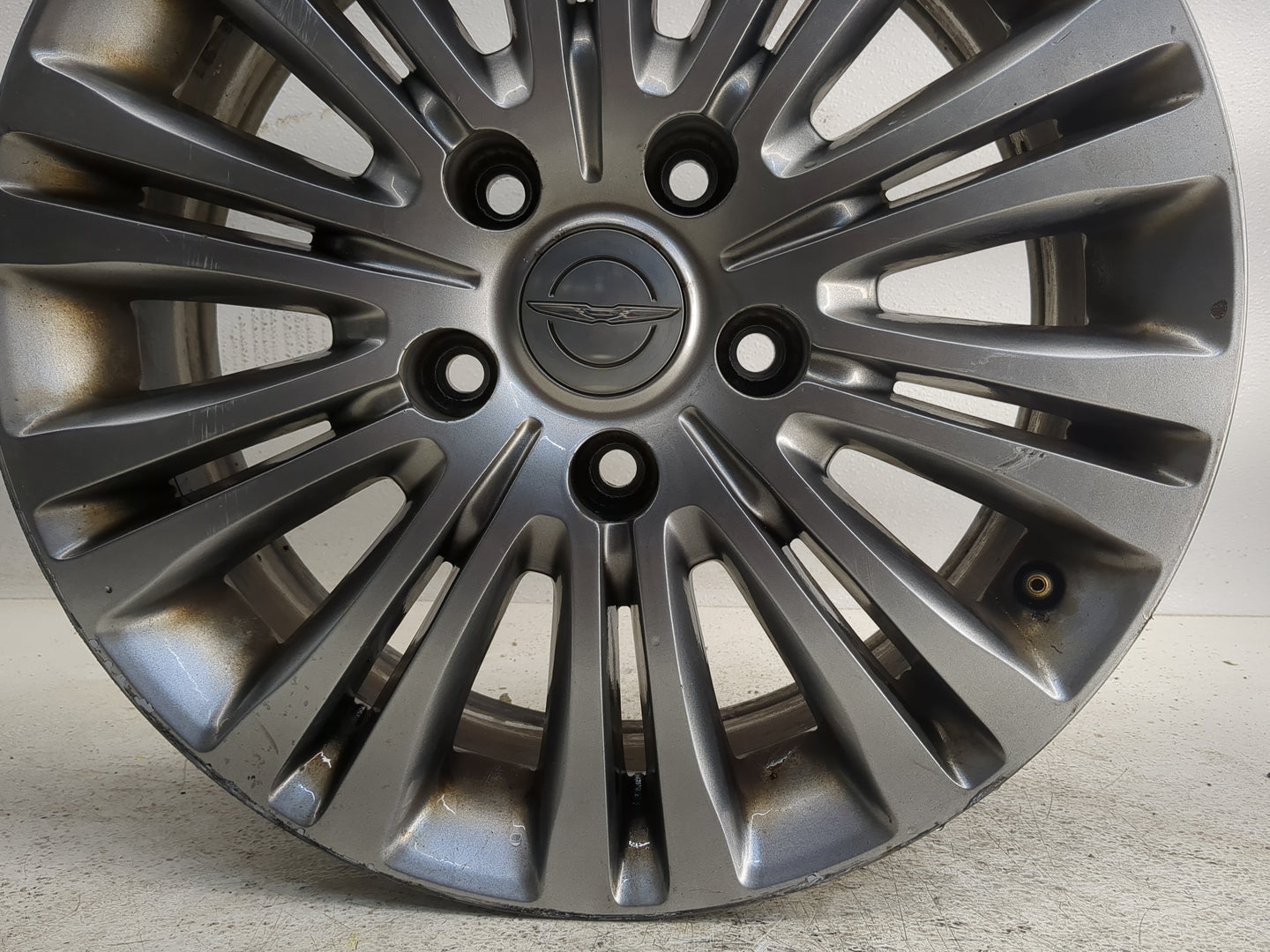 2011-2016 Chrysler Town & Country Oem Wheel Rim - Oemusedautoparts1.com