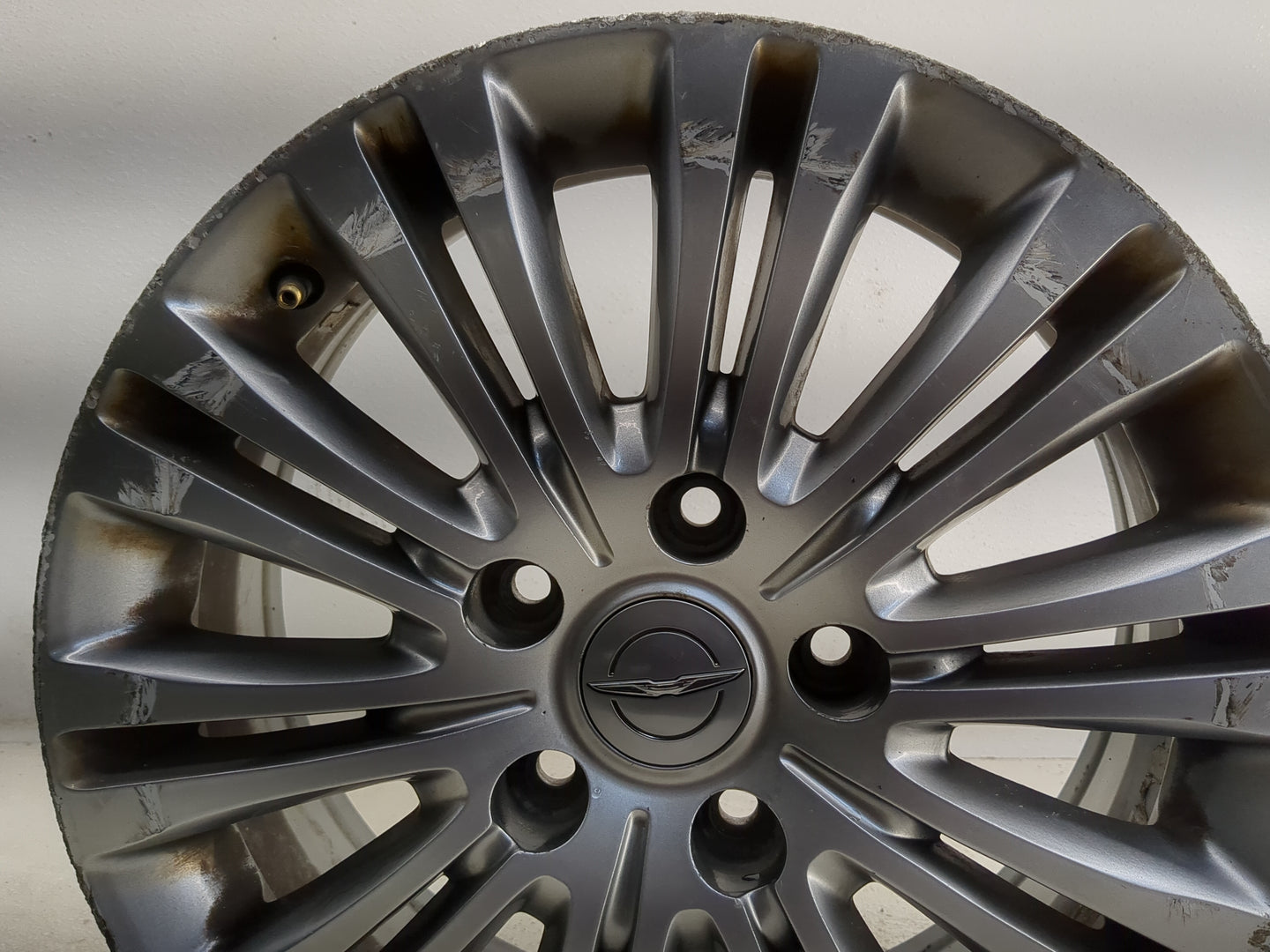 2011-2016 Chrysler Town & Country Oem Wheel Rim - Oemusedautoparts1.com
