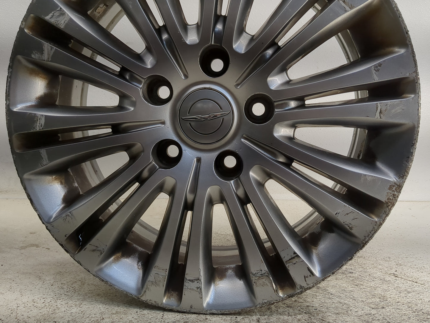2011-2016 Chrysler Town & Country Oem Wheel Rim 1274925 - Oemusedautoparts1.com