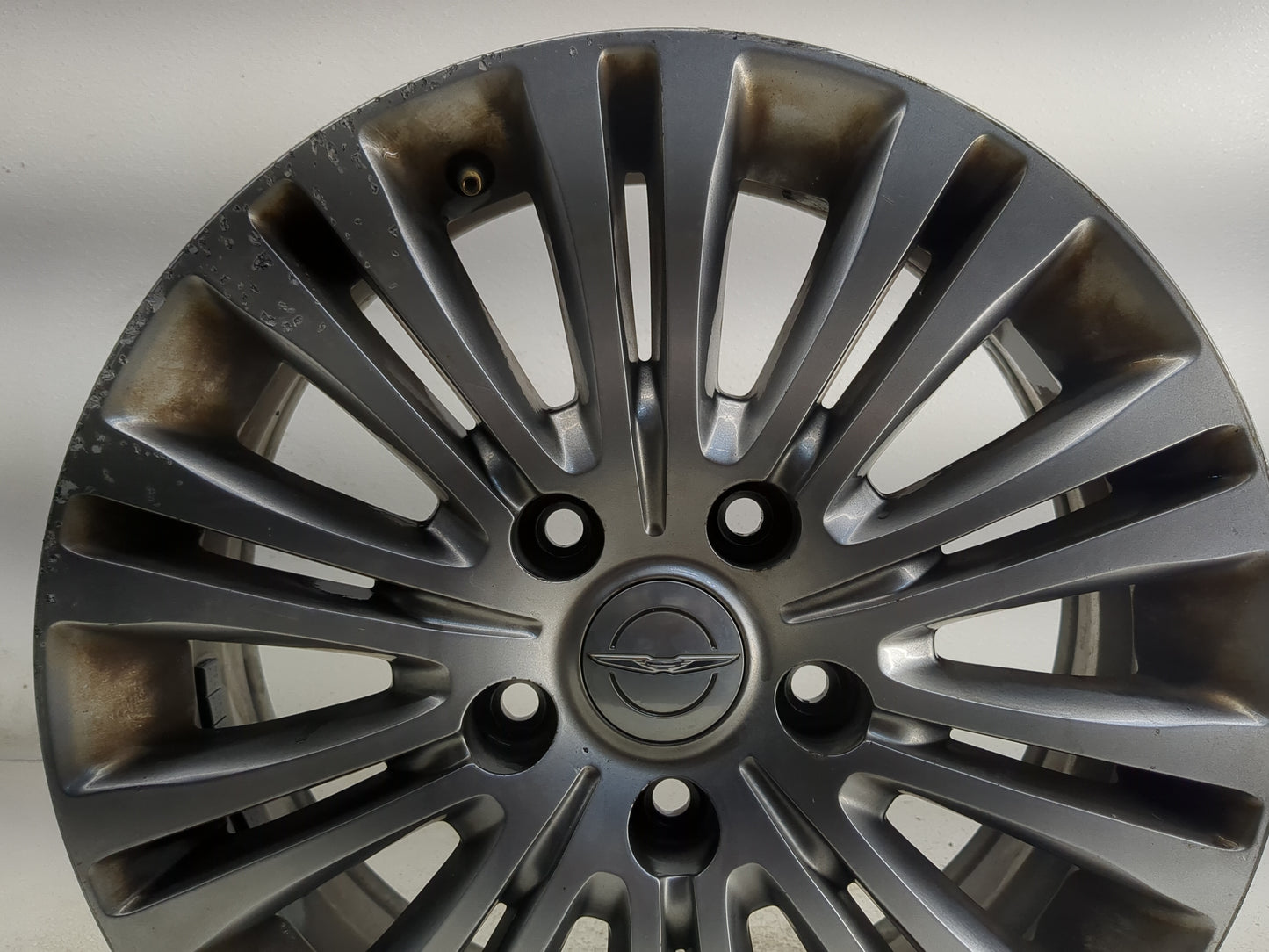 2011-2016 Chrysler Town & Country Oem Wheel Rim 1274926 - Oemusedautoparts1.com