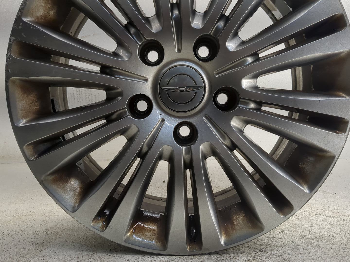 2011-2016 Chrysler Town & Country Oem Wheel Rim 1274926 - Oemusedautoparts1.com