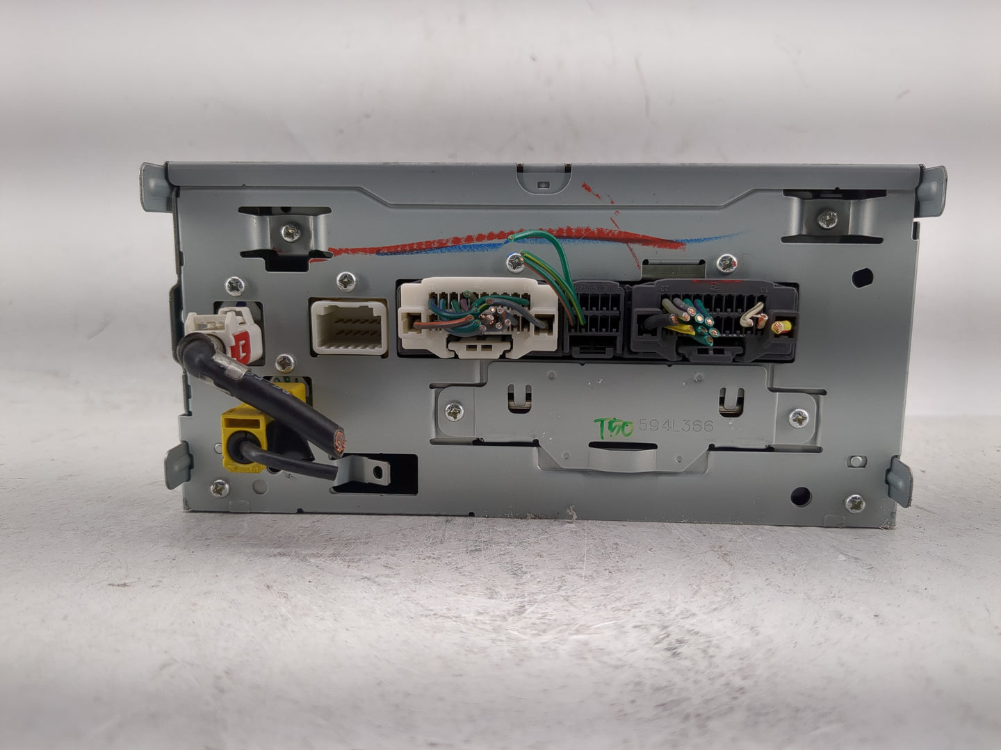 2012-2016 Chrysler Town & Country Radio AM FM Cd Player Receiver Replacement P/N:P05091327AE Fits OEM Used Auto Parts - Oemu