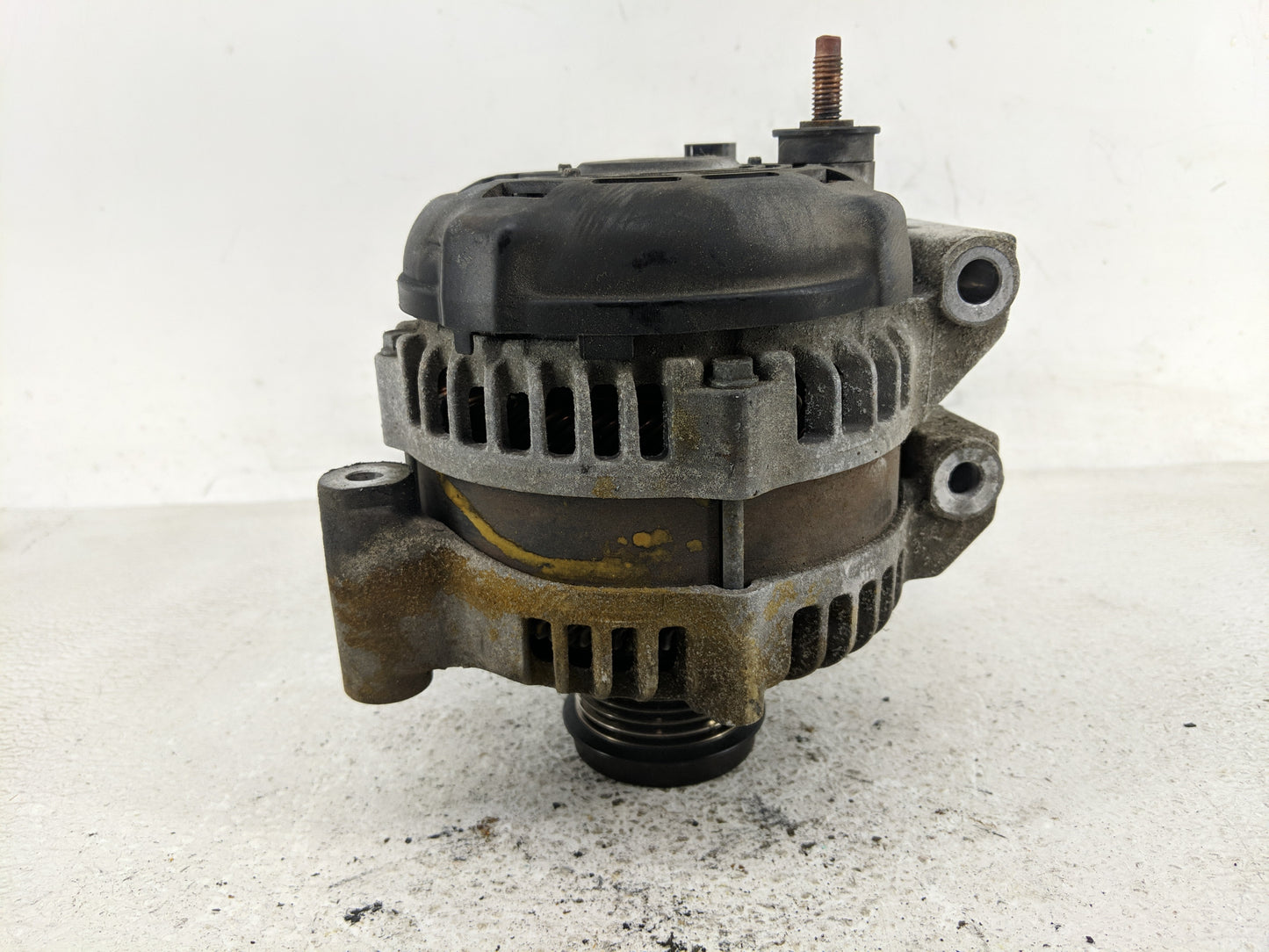 2011-2016 Chrysler Town & Country Alternator Replacement Generator Charging Assembly Engine OEM P/N:P04801624AE Fits OEM Use
