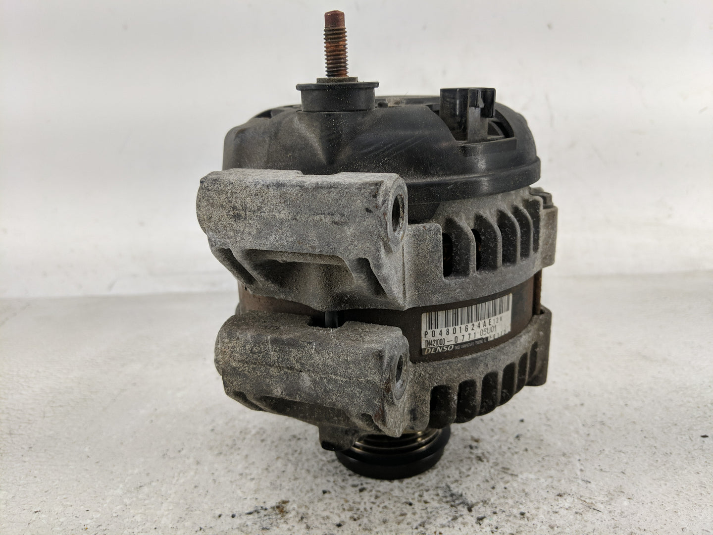 2011-2016 Chrysler Town & Country Alternator Replacement Generator Charging Assembly Engine OEM P/N:P04801624AE Fits OEM Use