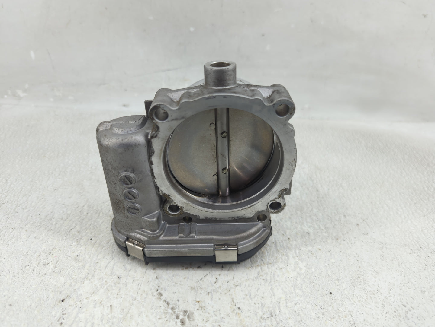2011-2016 Chrysler Town & Country Throttle Body P/N:0 280 750 570 05184349AC Fits OEM Used Auto Parts - Oemusedautoparts1.co