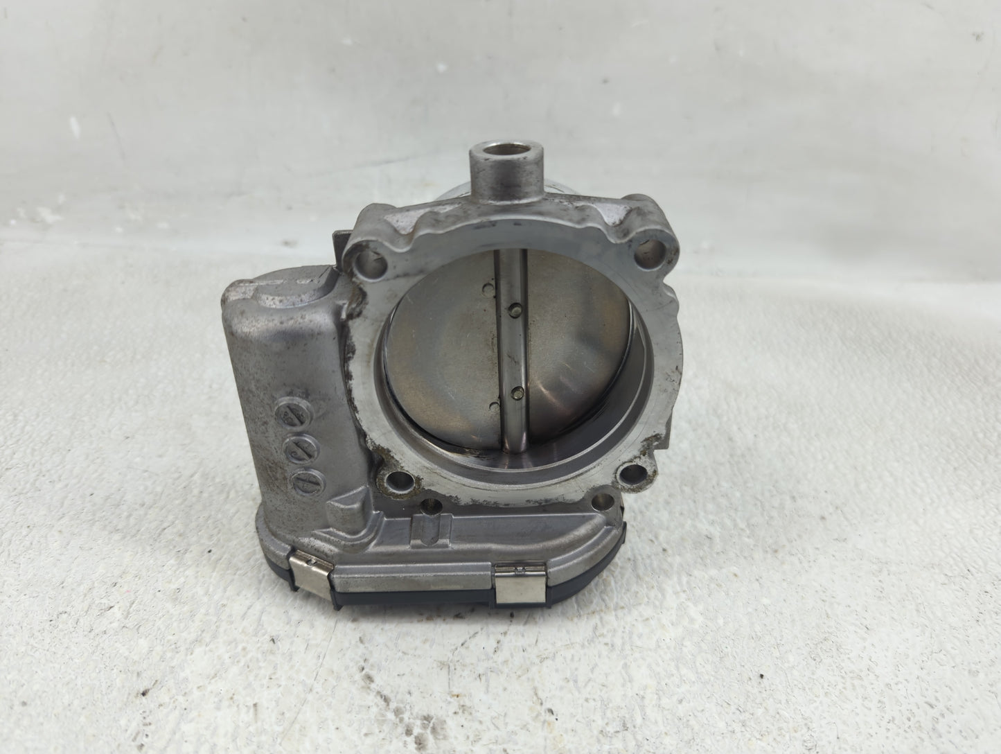 2011-2016 Chrysler Town & Country Throttle Body P/N:0 280 750 570 05184349AC Fits OEM Used Auto Parts - Oemusedautoparts1.co