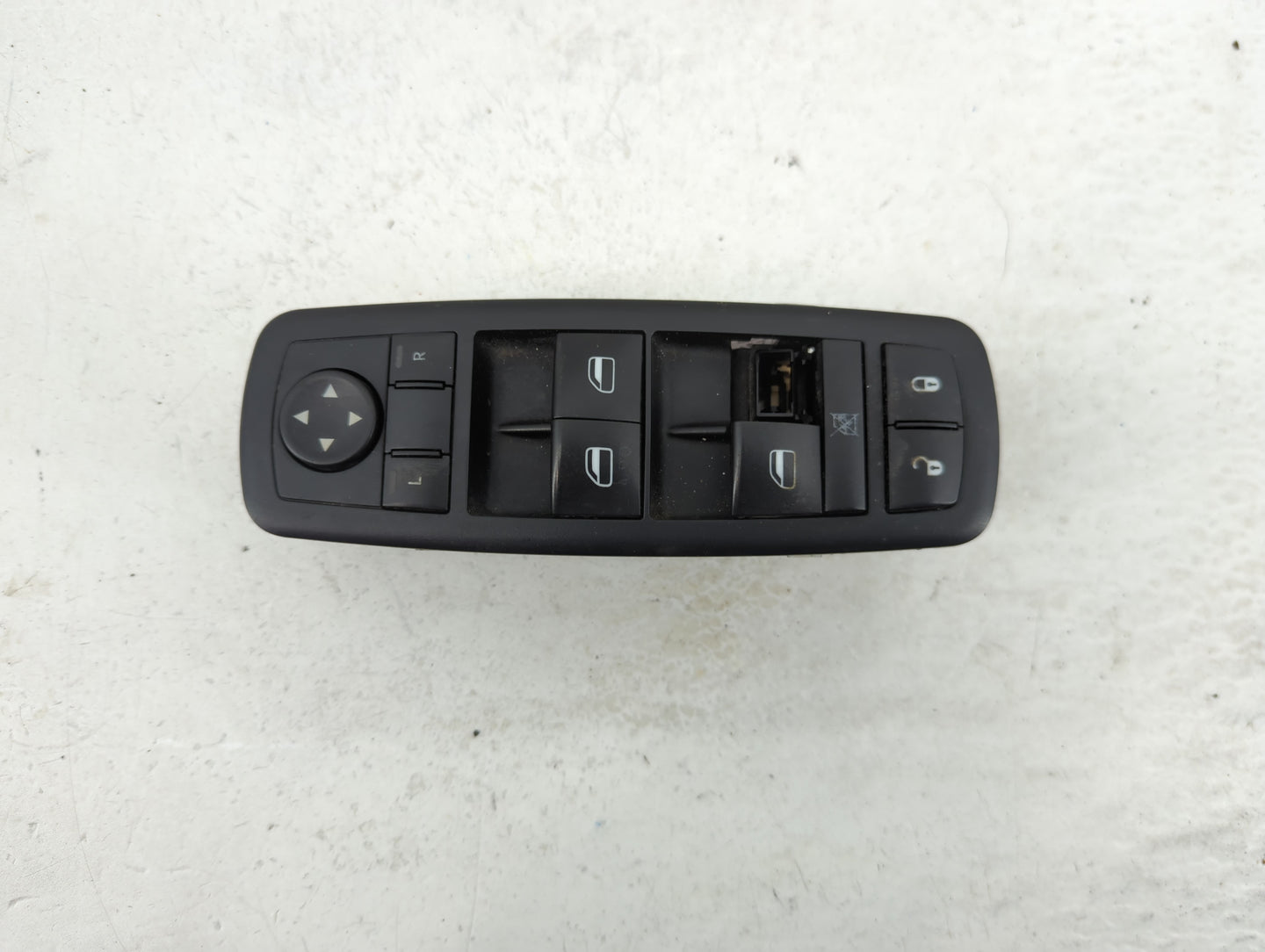 2012-2016 Chrysler Town & Country Master Power Window Switch Replacement Driver Side Left P/N:10 0914 31 68110871AA Fits OEM