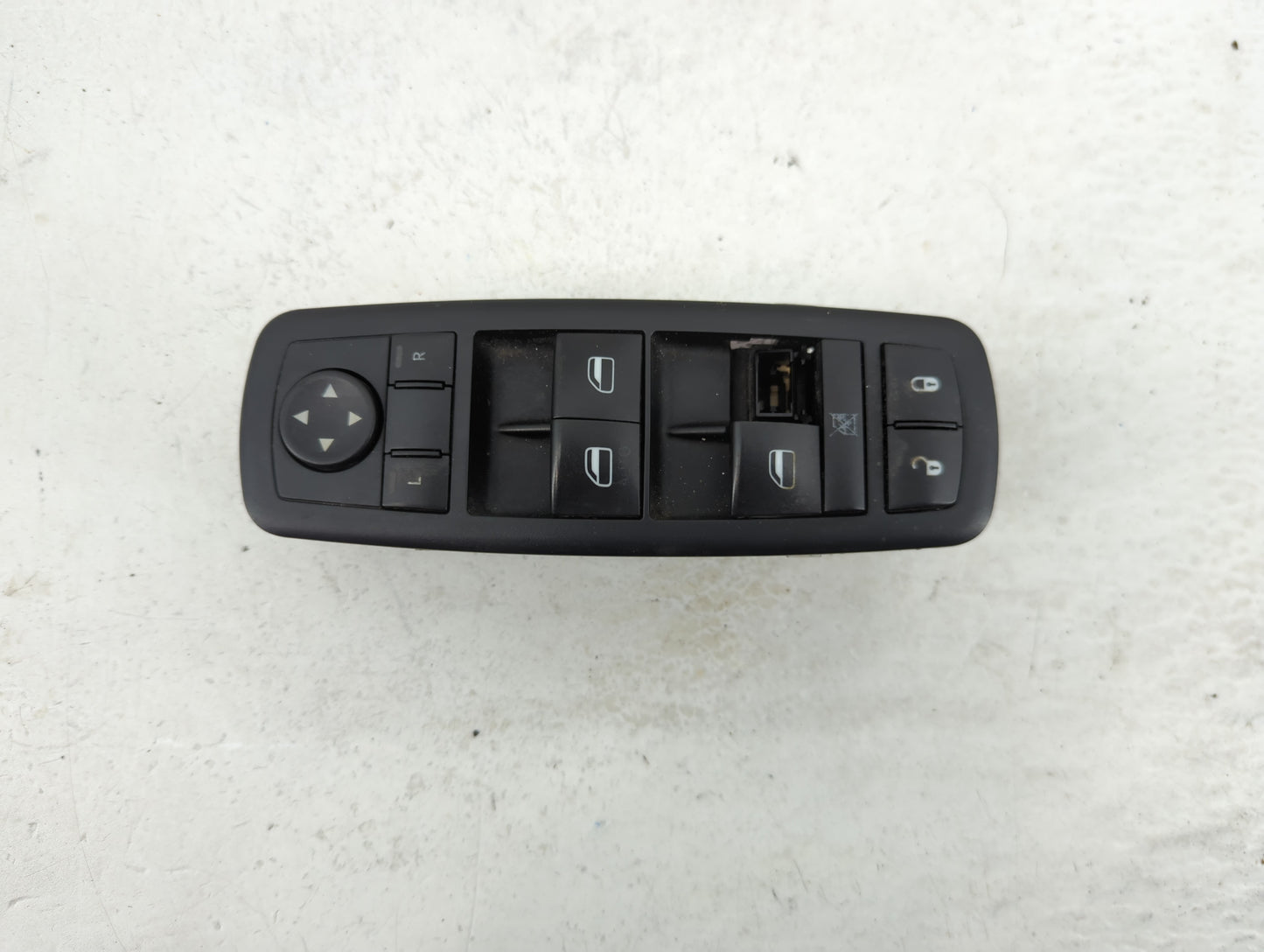 2012-2016 Chrysler Town & Country Master Power Window Switch Replacement Driver Side Left P/N:10 0914 31 68110871AA Fits OEM