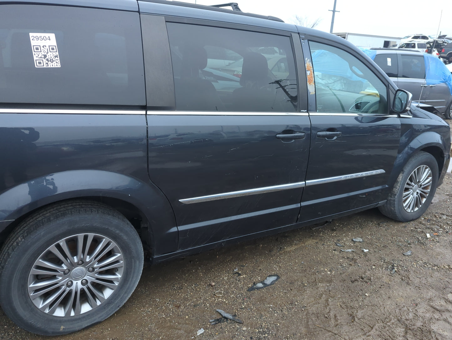 2011-2016 Chrysler Town & Country Passenger Rear Door Oem 1298868 - Oemusedautoparts1.com
