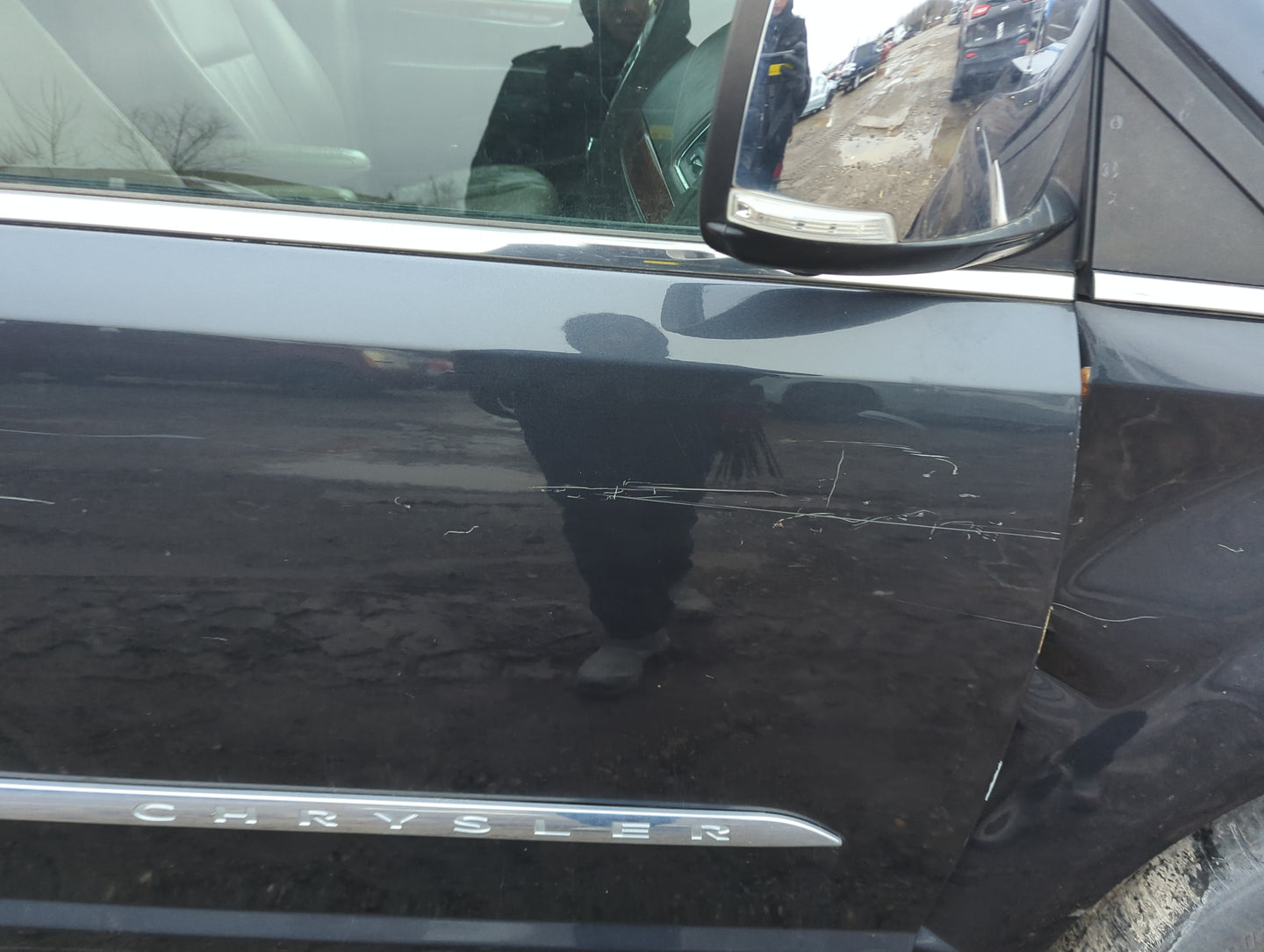 2008-2016 Chrysler Town & Country Passenger Front Door Oem - Oemusedautoparts1.com