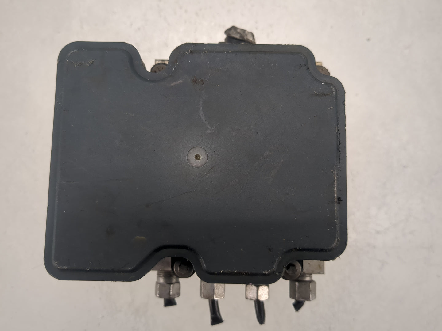 2014 Chrysler Town & Country ABS Pump Control Module Replacement P/N:68183803AC P68183803AC Fits OEM Used Auto Parts - Oemus