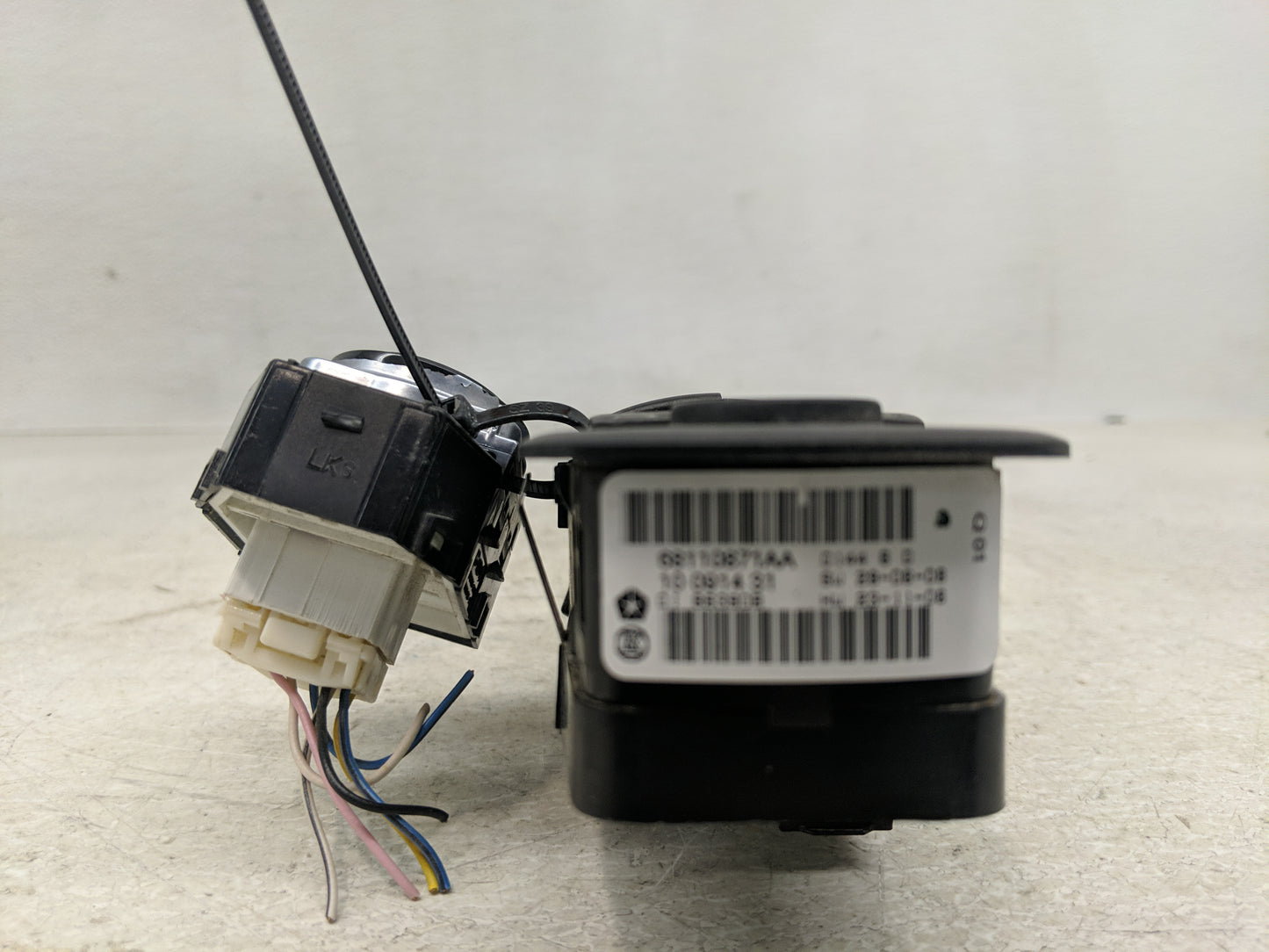 2012-2016 Chrysler Town & Country Master Power Window Switch Replacement Driver Side Left P/N:68298867AA Fits OEM Used Auto 