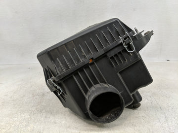 2011-2016 Chrysler Town & Country Air Cleaner Intake-duct Hose Tube - Oemusedautoparts1.com