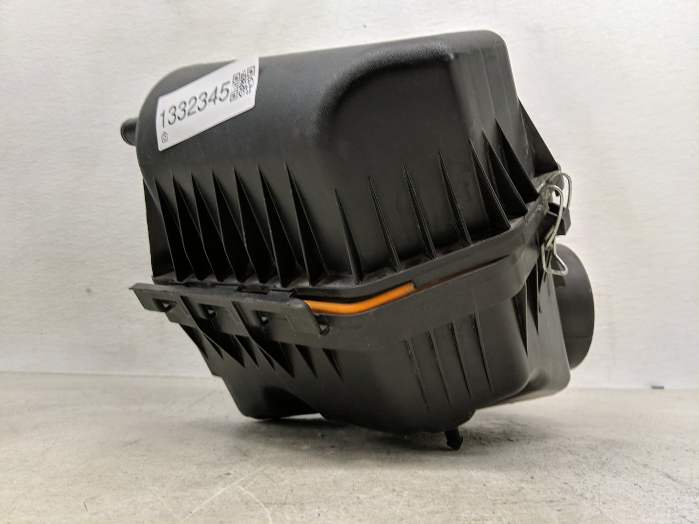2011-2016 Chrysler Town & Country Air Cleaner Intake-duct Hose Tube - Oemusedautoparts1.com