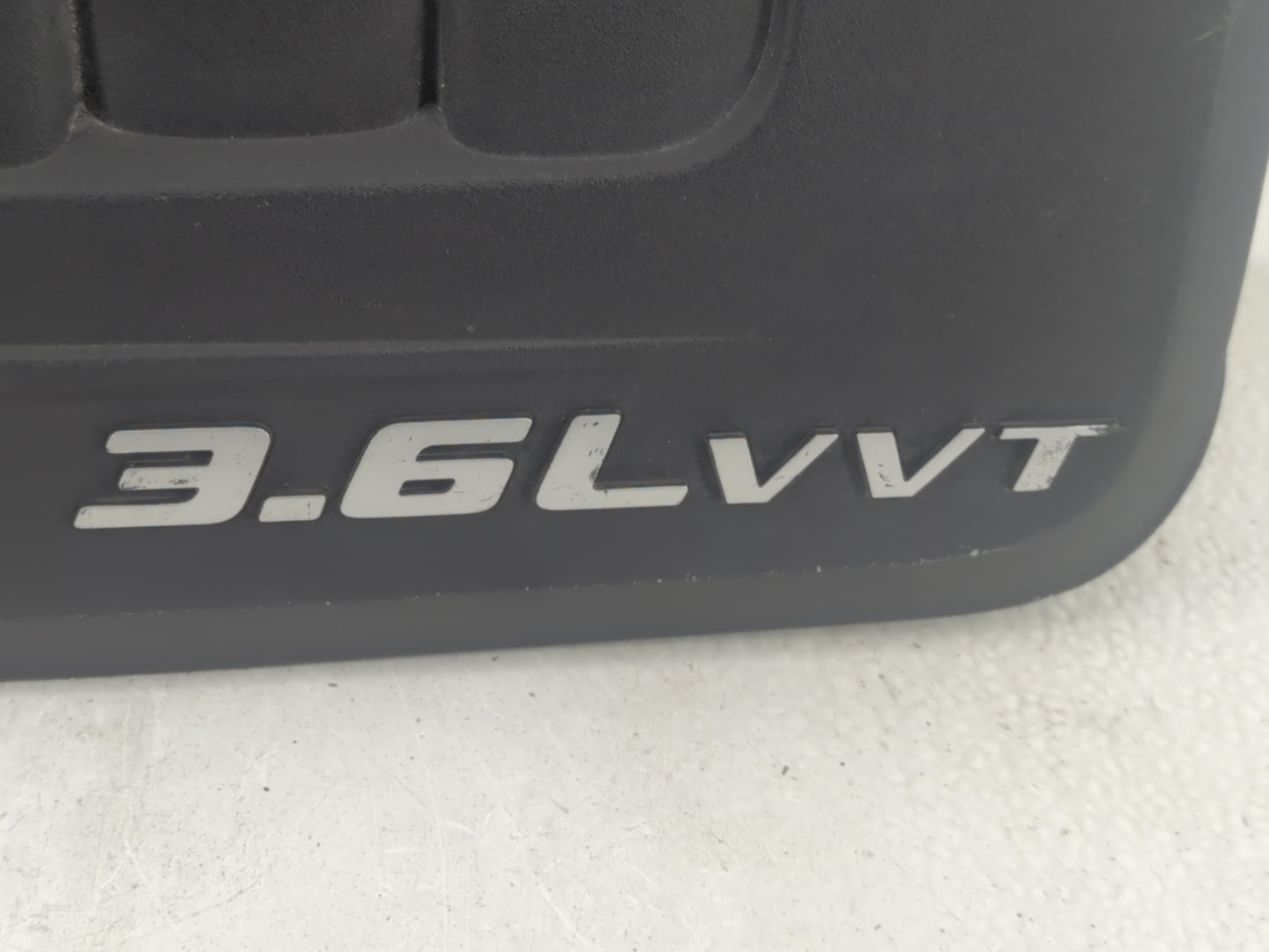 2014 Chrysler Town & Country Engine Cover - Oemusedautoparts1.com