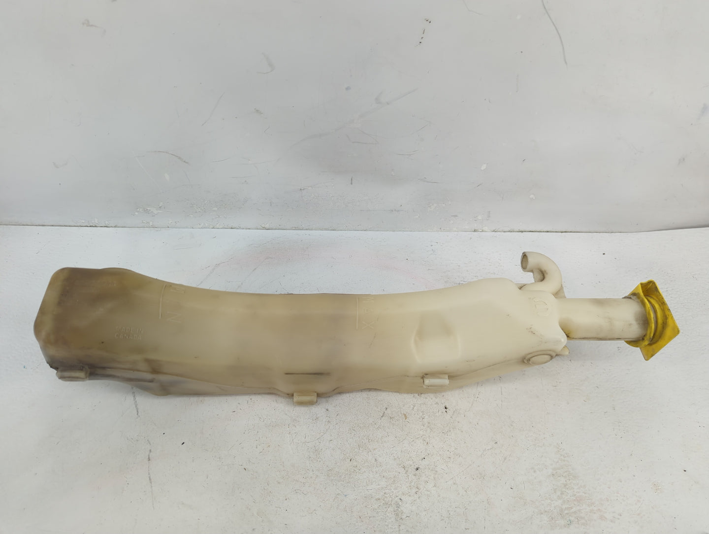 2008 Town & Country Radiator Coolant Overflow Expansion Tank Bottle - Oemusedautoparts1.com