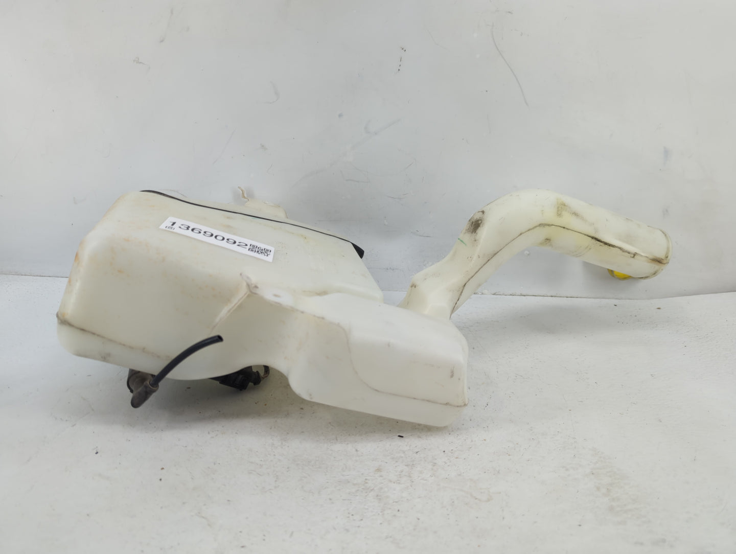 2011 Town & Country Windshield Washer Fluid Reservoir Bottle Oem - Oemusedautoparts1.com