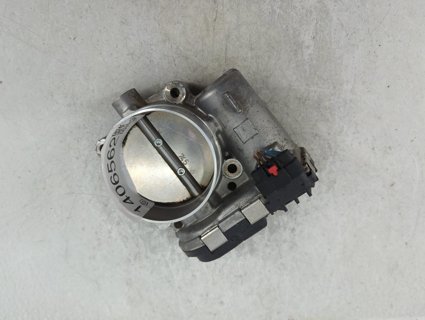 2011-2016 Chrysler Town & Country Throttle Body P/N:0 280 750 570 05184349AC Fits OEM Used Auto Parts - Oemusedautoparts1.co