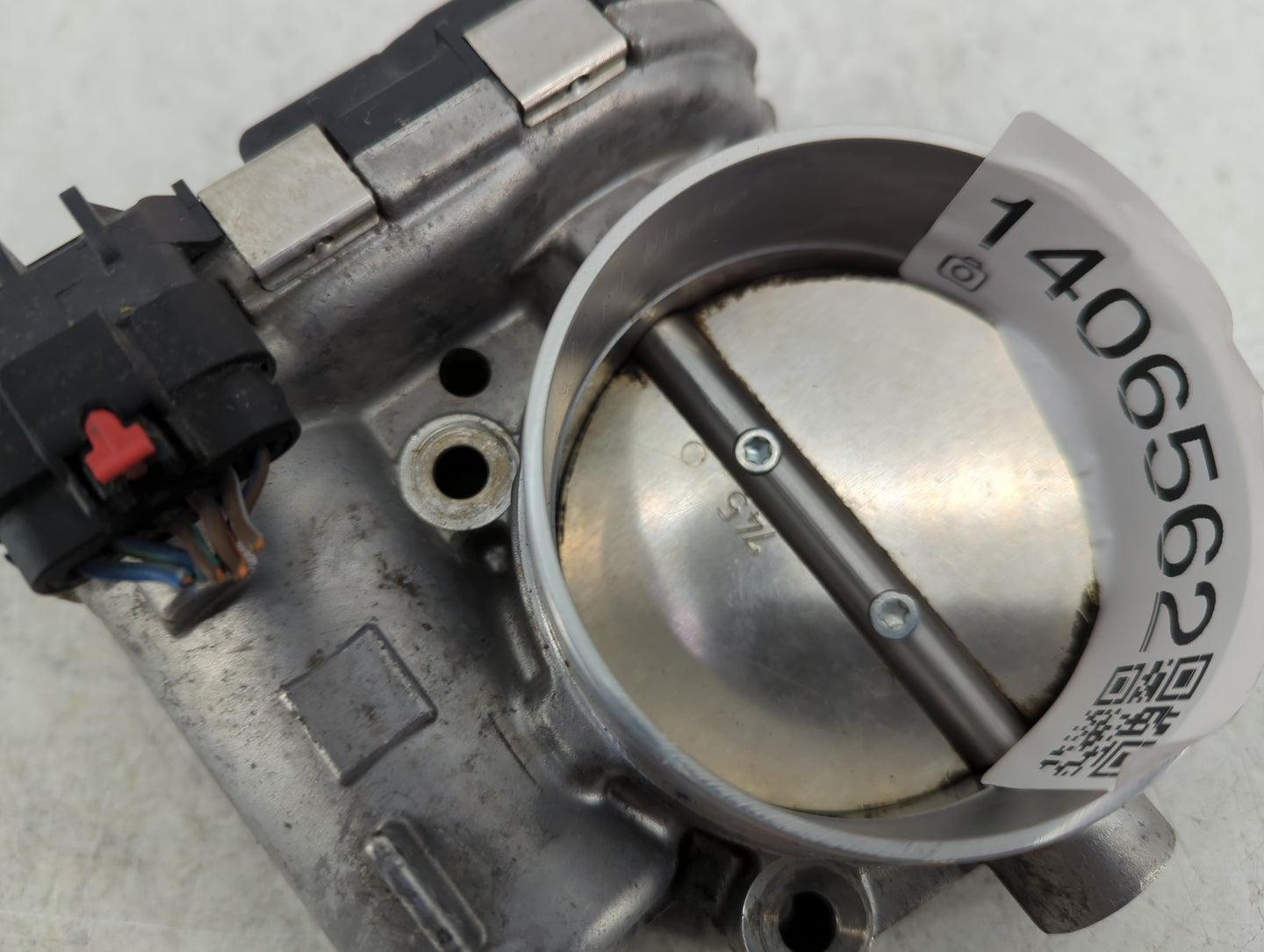 2011-2016 Chrysler Town & Country Throttle Body P/N:0 280 750 570 05184349AC Fits OEM Used Auto Parts - Oemusedautoparts1.co