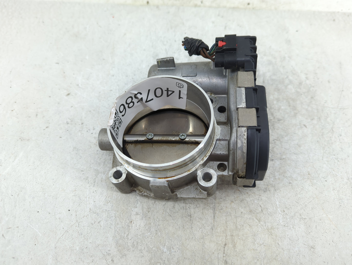 2011-2016 Chrysler Town & Country Throttle Body P/N:0 280 750 570 05184349AC Fits OEM Used Auto Parts - Oemusedautoparts1.co