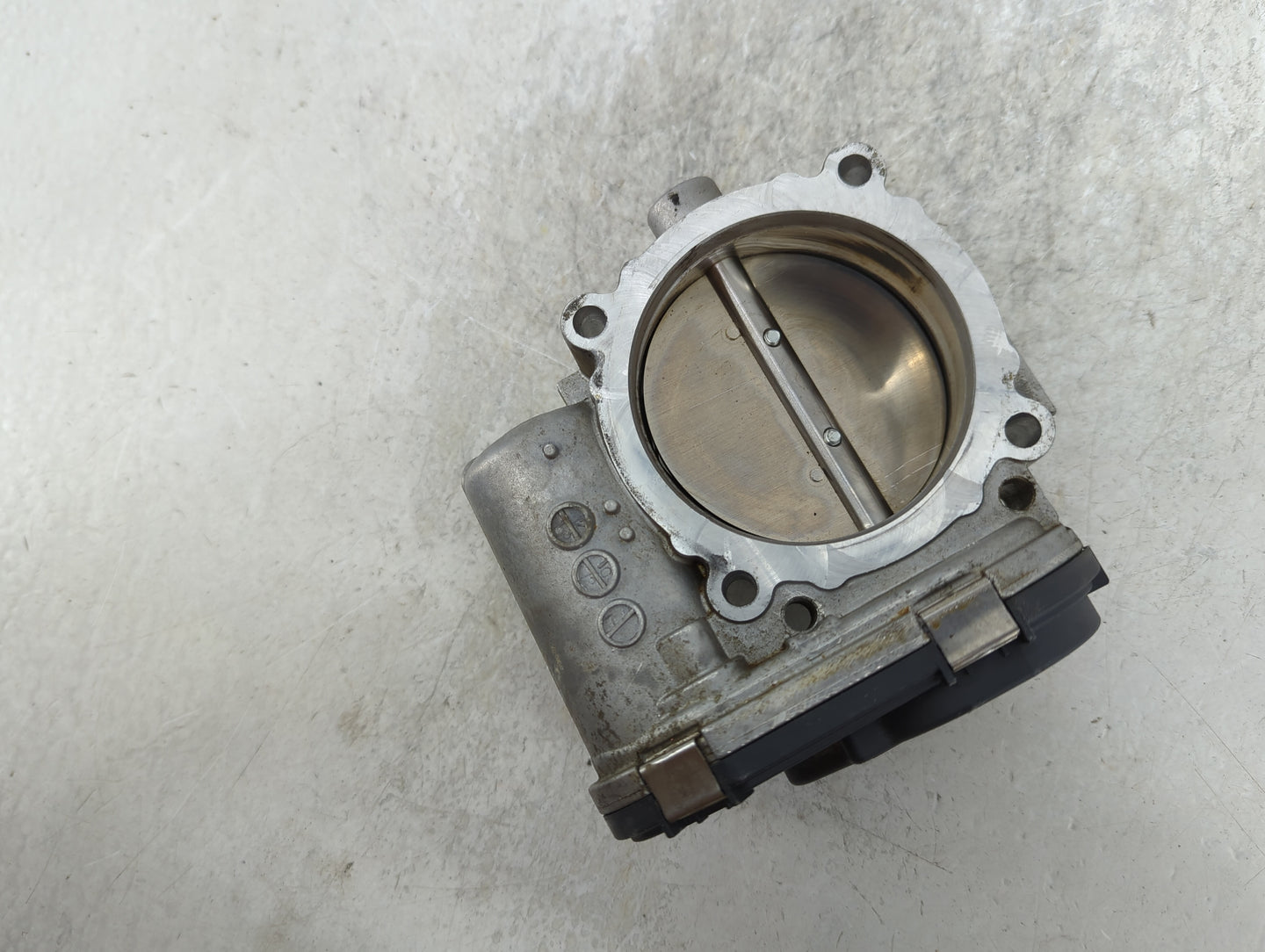 2011-2016 Chrysler Town & Country Throttle Body P/N:0 280 750 570 05184349AC Fits OEM Used Auto Parts - Oemusedautoparts1.co