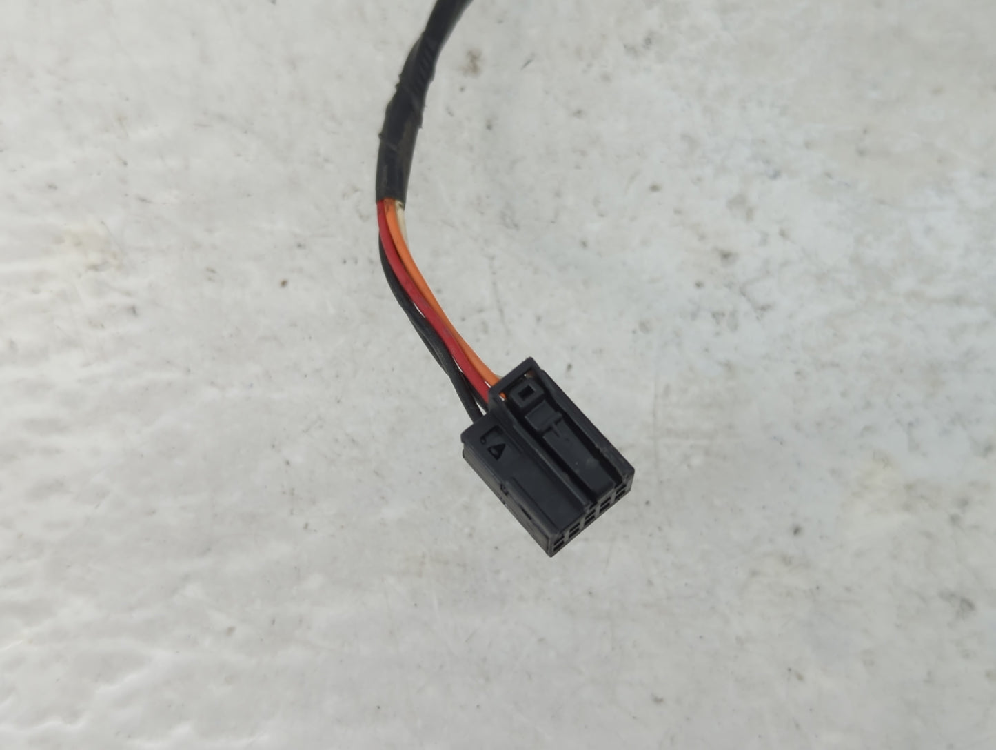 2011-2016 Chrysler Town & Country Driver Side View Mirror - Left Door Mirror OEM Used - Oemusedautoparts1.com