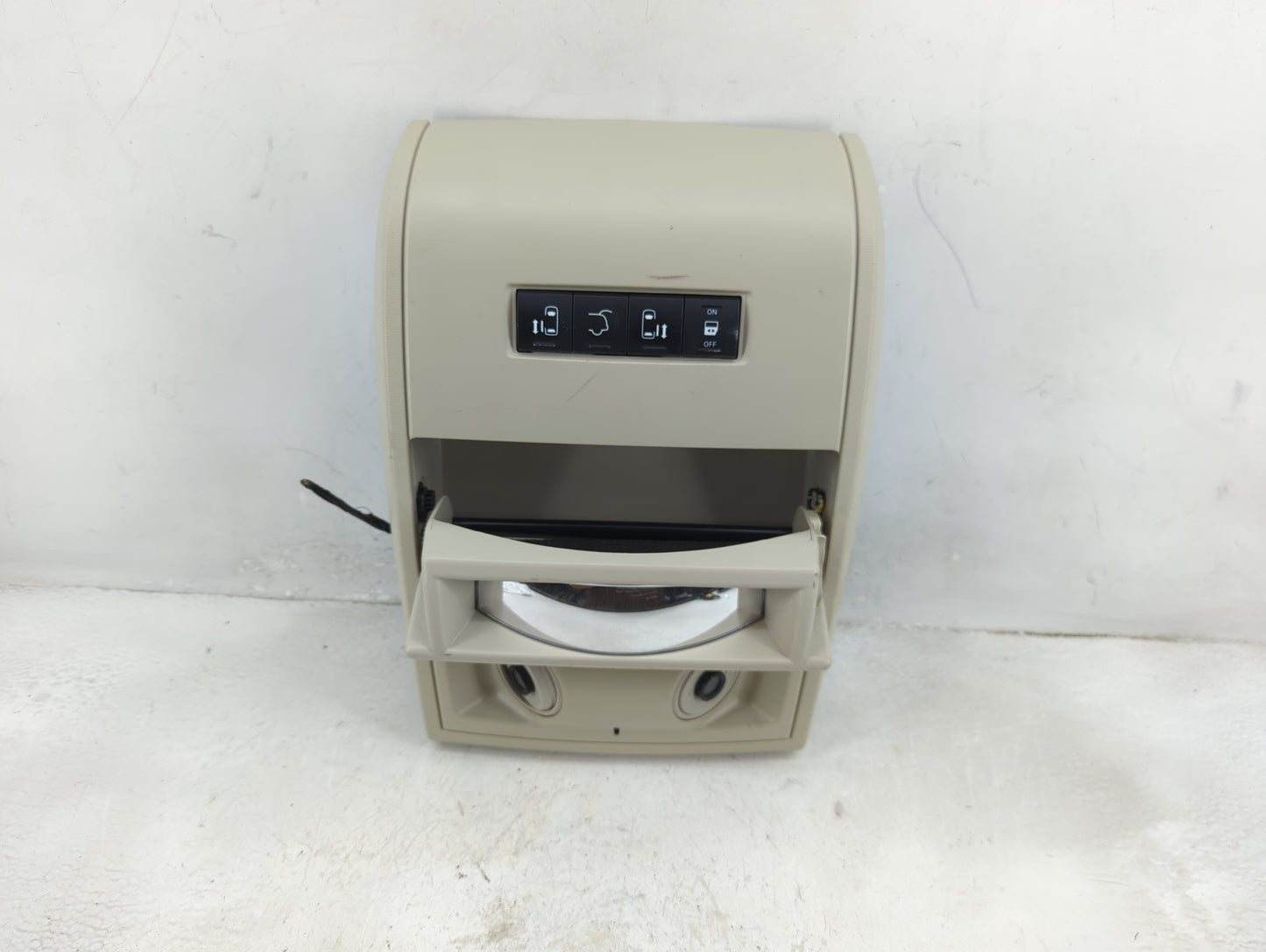 2014 Chrysler Town & Country Overhead Roof Console - Oemusedautoparts1.com