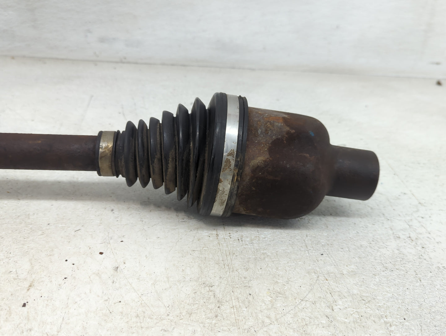 2011-2016 Chrysler Town & Country Axle Shaft Front Passenger Cv C/v - Oemusedautoparts1.com