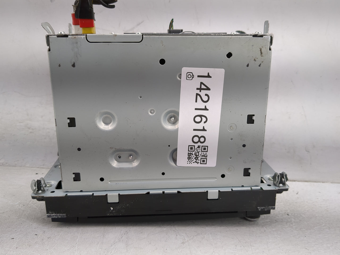 2012-2016 Chrysler Town & Country Radio AM FM Cd Player Receiver Replacement P/N:P05091327AD 34W853 Fits OEM Used Auto Parts