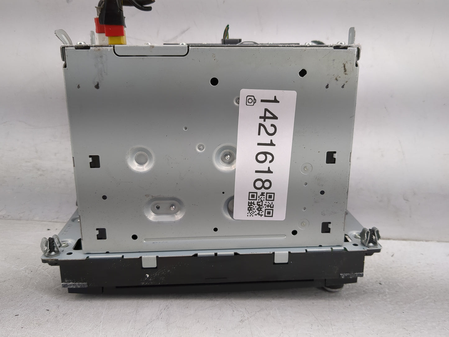 2012-2016 Chrysler Town & Country Radio AM FM Cd Player Receiver Replacement P/N:P05091327AD 34W853 Fits OEM Used Auto Parts