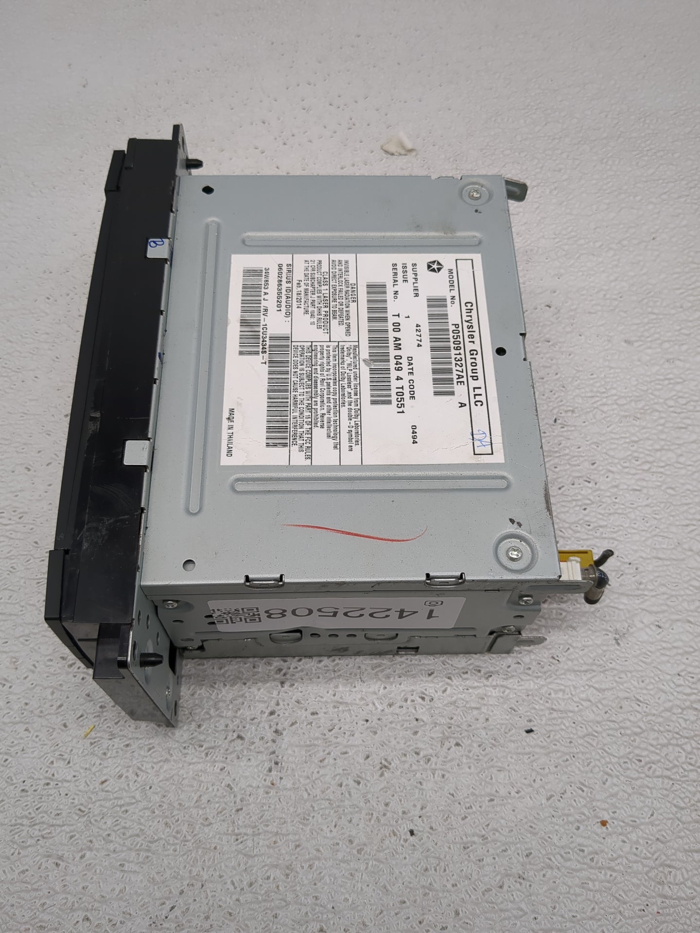 2012-2016 Chrysler Town & Country Radio AM FM Cd Player Receiver Replacement P/N:P05091327AE Fits OEM Used Auto Parts - Oemu