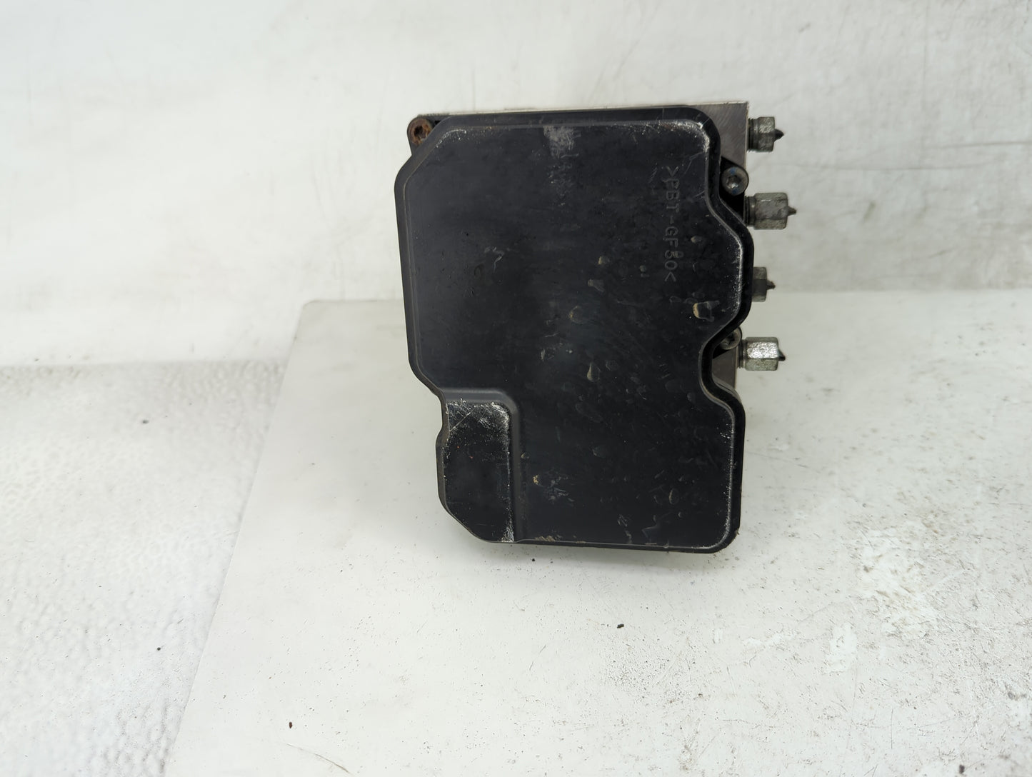 2014 Chrysler Town & Country ABS Pump Control Module Replacement Fits OEM Used Auto Parts - Oemusedautoparts1.com